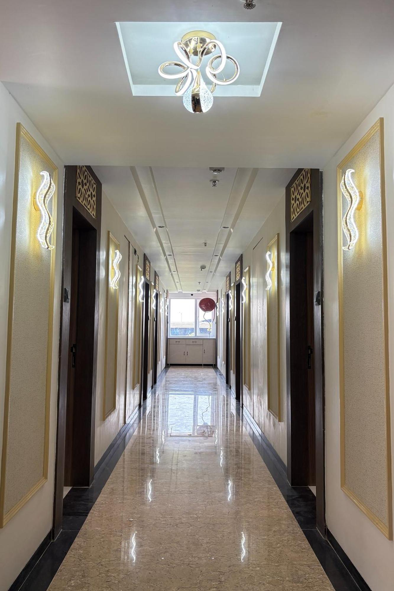 Hotel Kushala Grand, Dombivali Mangrul Dış mekan fotoğraf