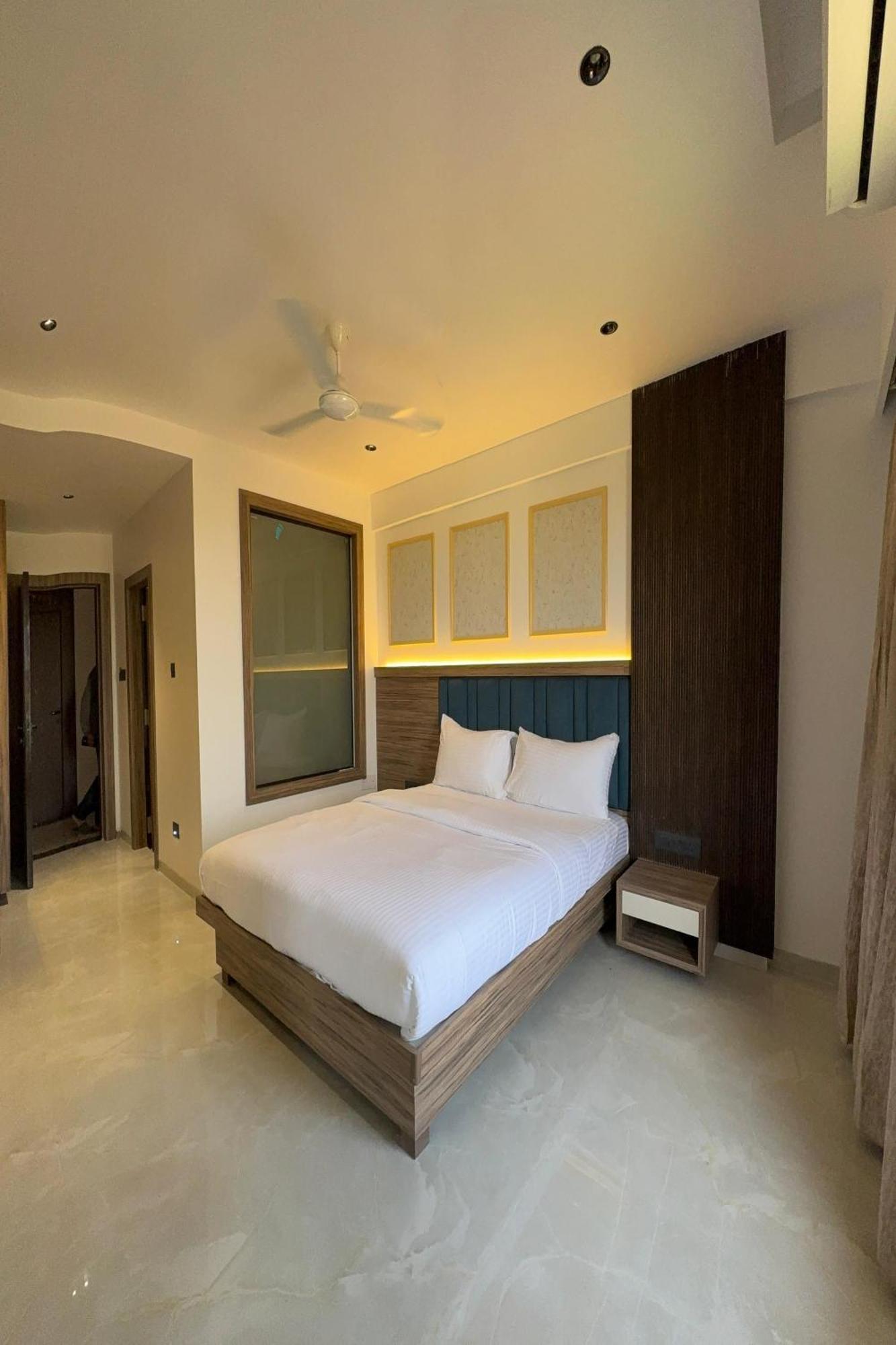 Hotel Kushala Grand, Dombivali Mangrul Dış mekan fotoğraf